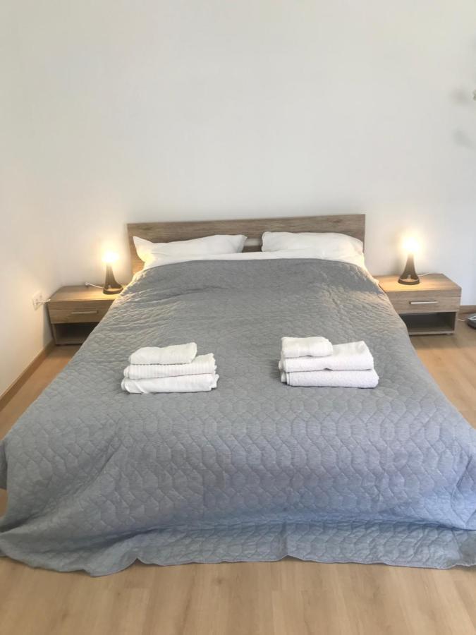 Nick'S Apartment-Spacious, Central And Quiet, By Margit Bridge 布达佩斯 外观 照片