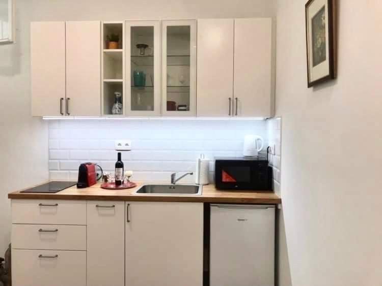 Nick'S Apartment-Spacious, Central And Quiet, By Margit Bridge 布达佩斯 外观 照片