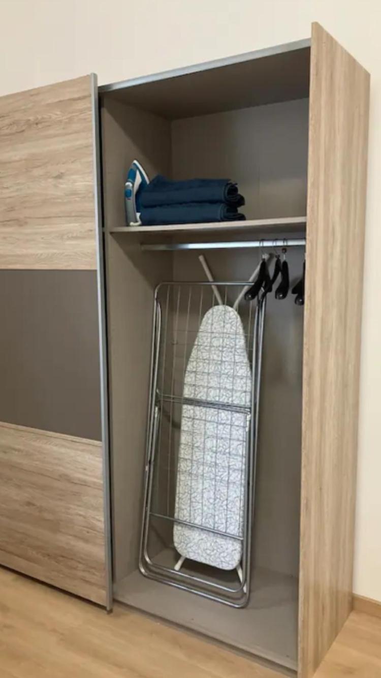 Nick'S Apartment-Spacious, Central And Quiet, By Margit Bridge 布达佩斯 外观 照片